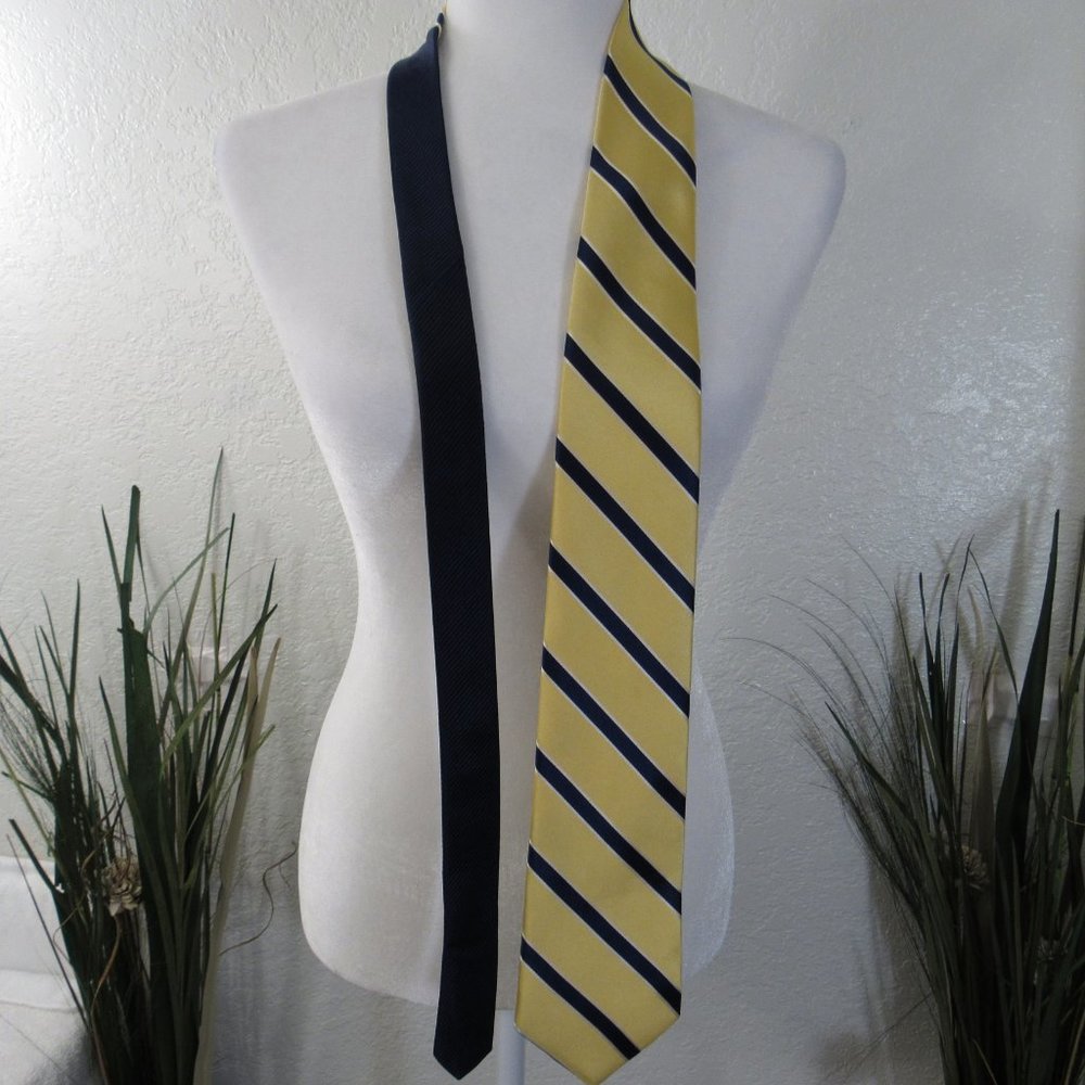 Tommy Hilfiger Tie 100% Silk Striped Necktie - Picture 3 of 5